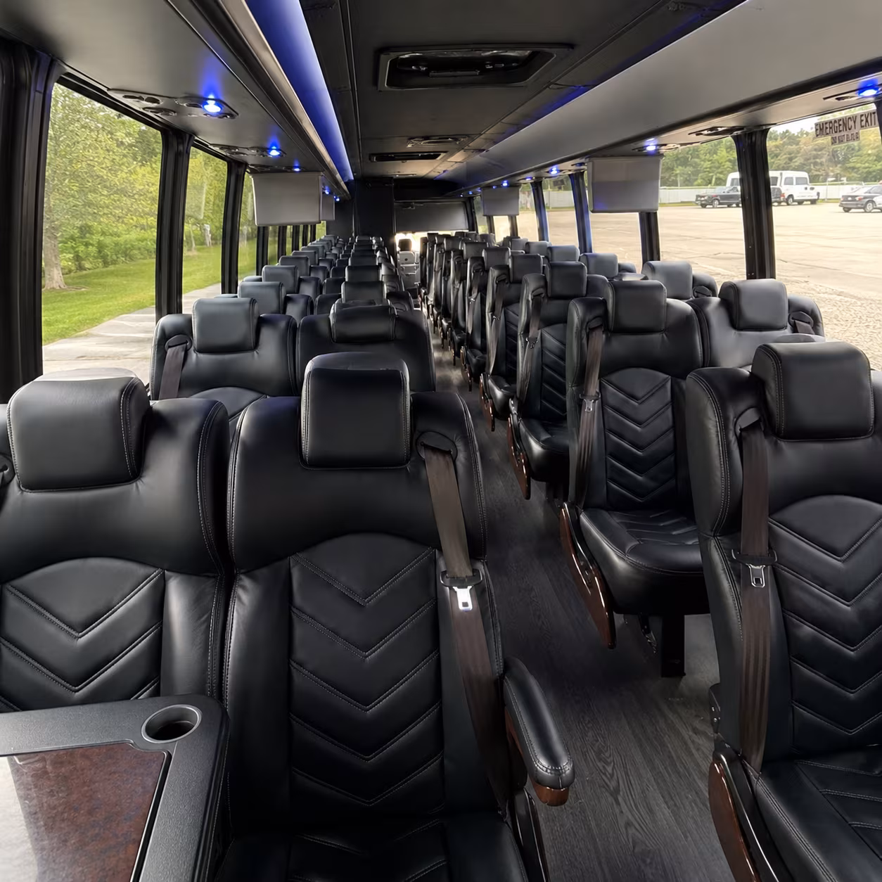 bus rentals for corporate wine and brewery tours near conroe