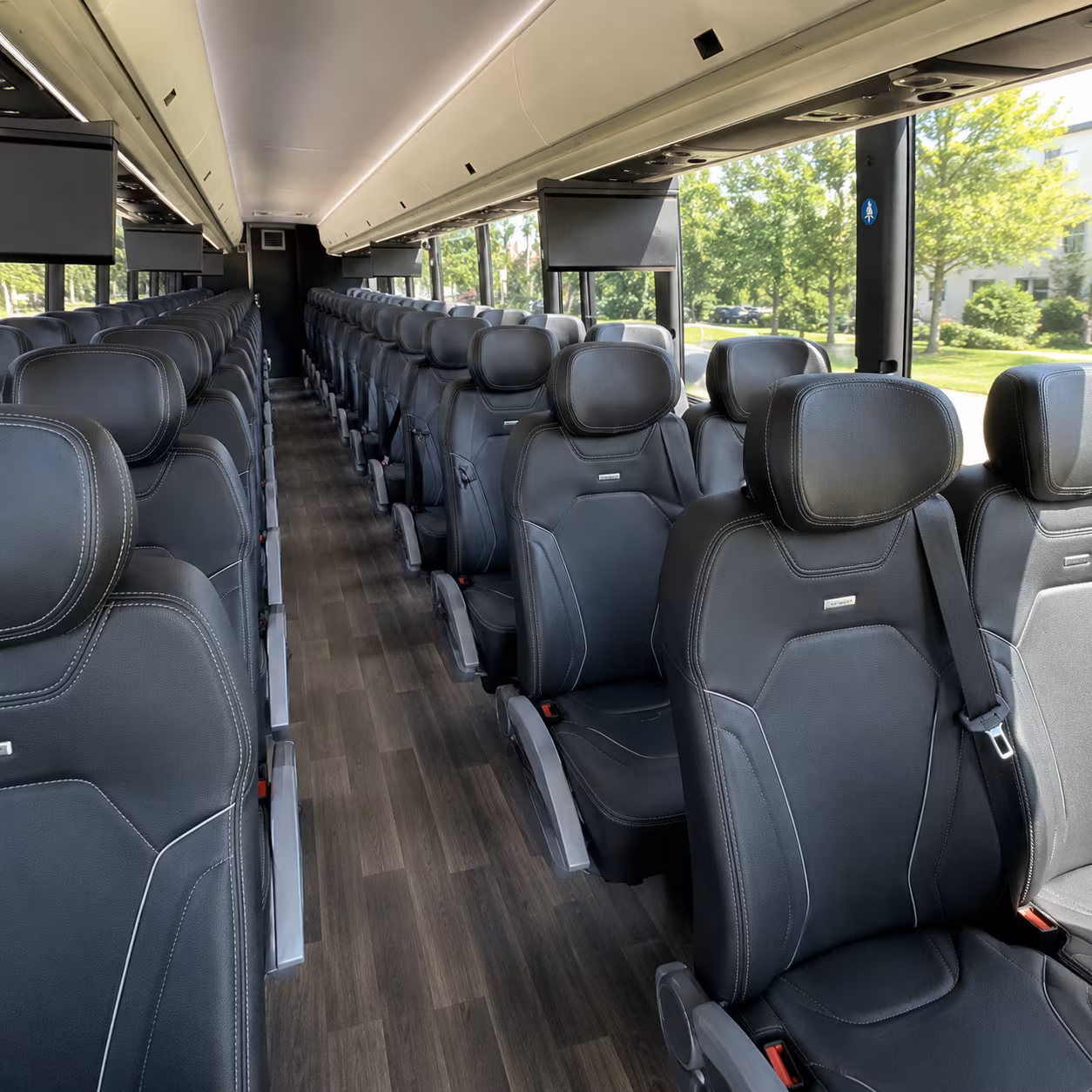 charter buses for conroe corporate events and conferences