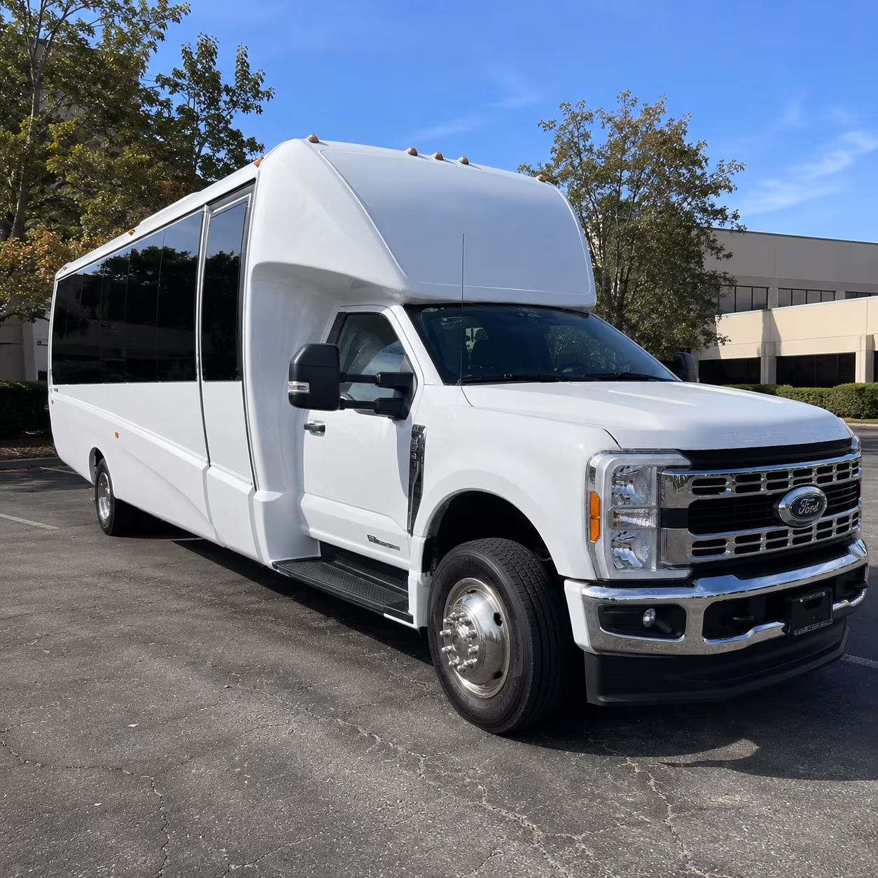 charter buses for cynthia woods mitchell pavilion concerts and outdoor events