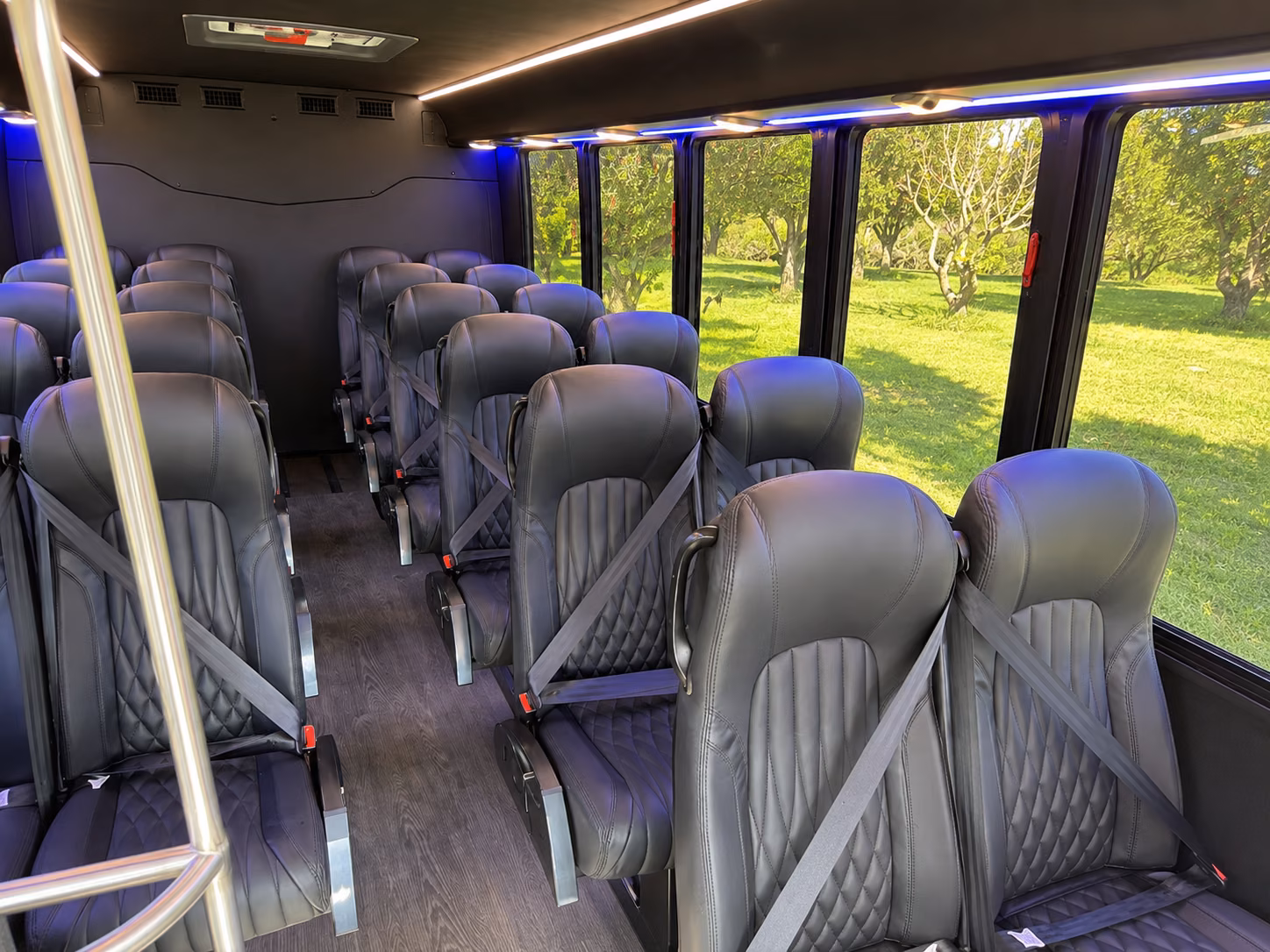 conroe 20 passenger minibus interior