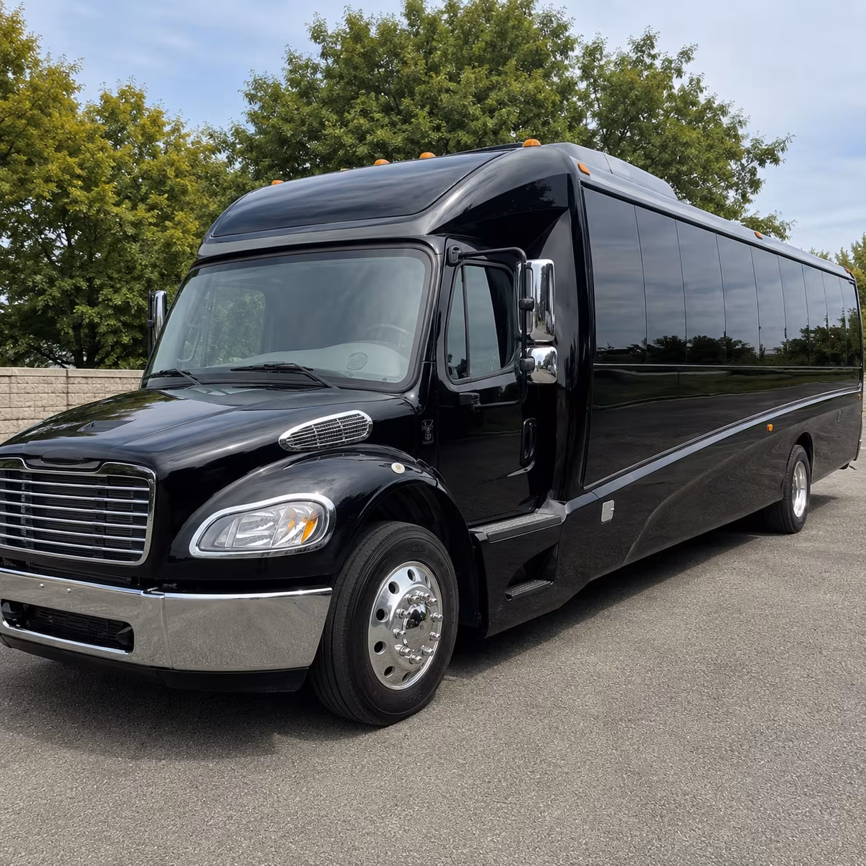 conroe 28 passenger minibus