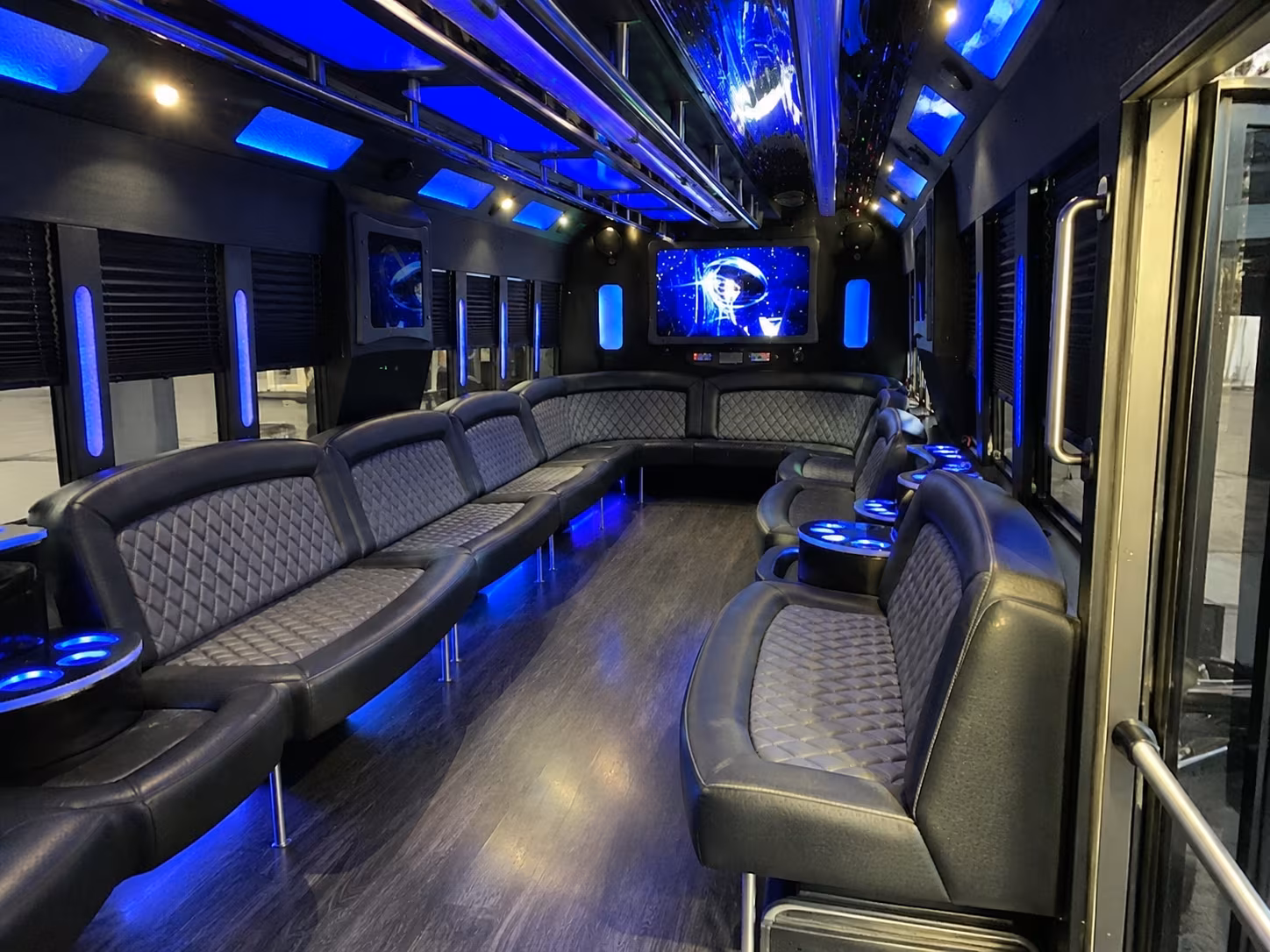 conroe 28 passenger party bus interior