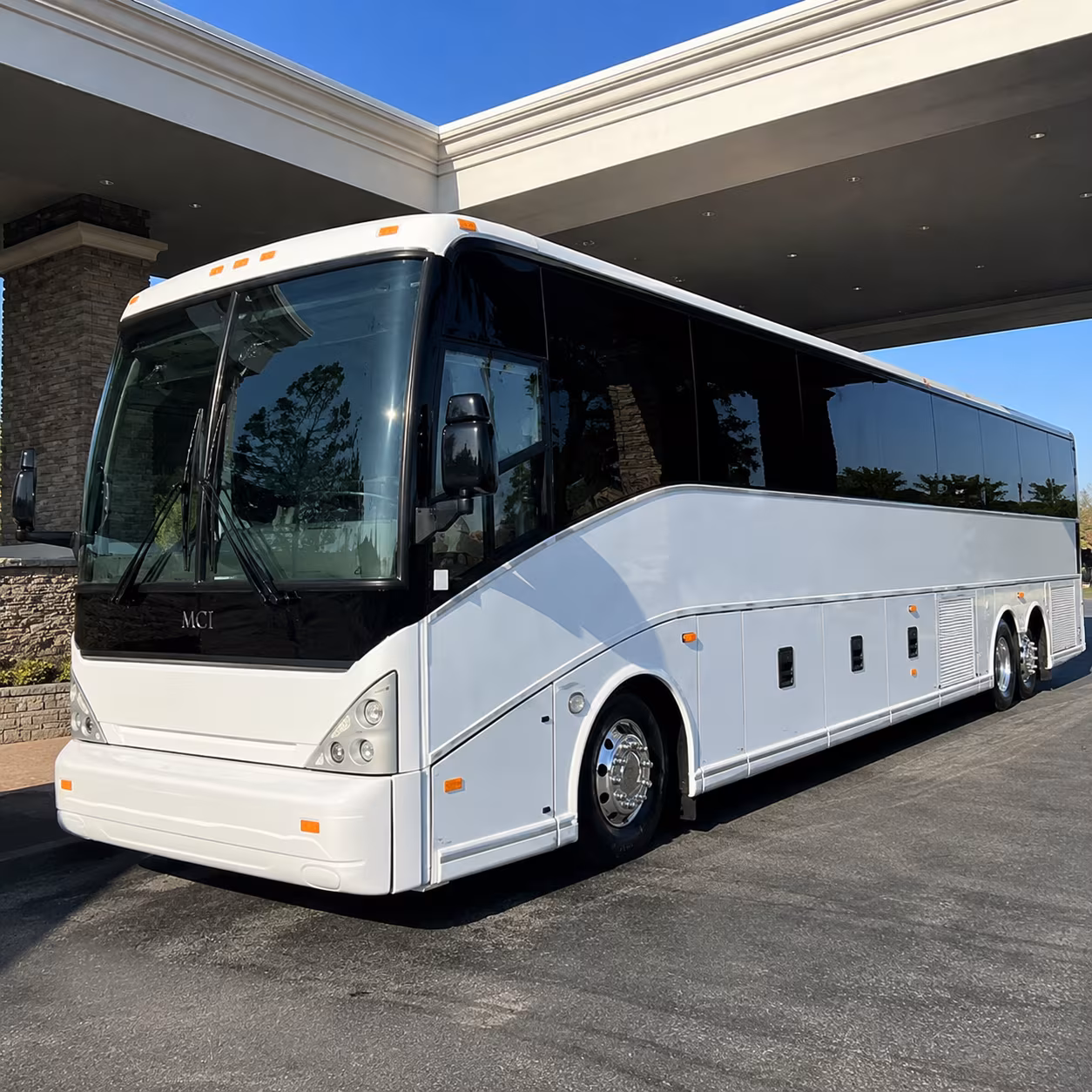 conroe airport shuttle buses for corporate groups and business travel