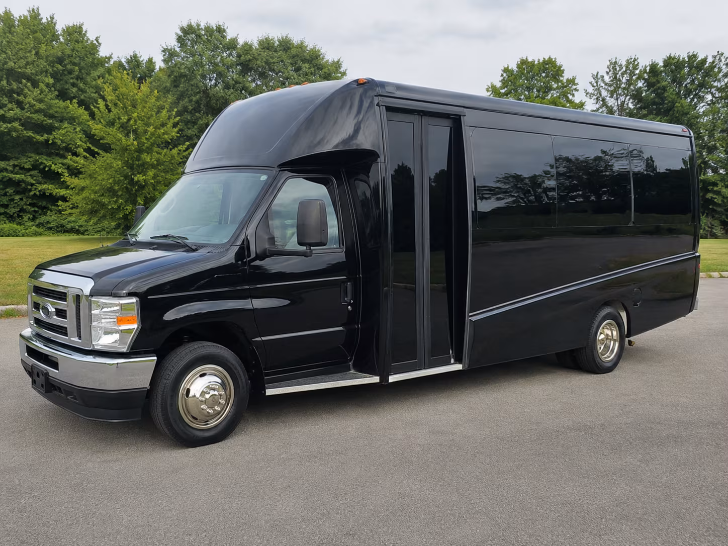 rent a bus in conroe for the full prom night itinerary dinner dance and after