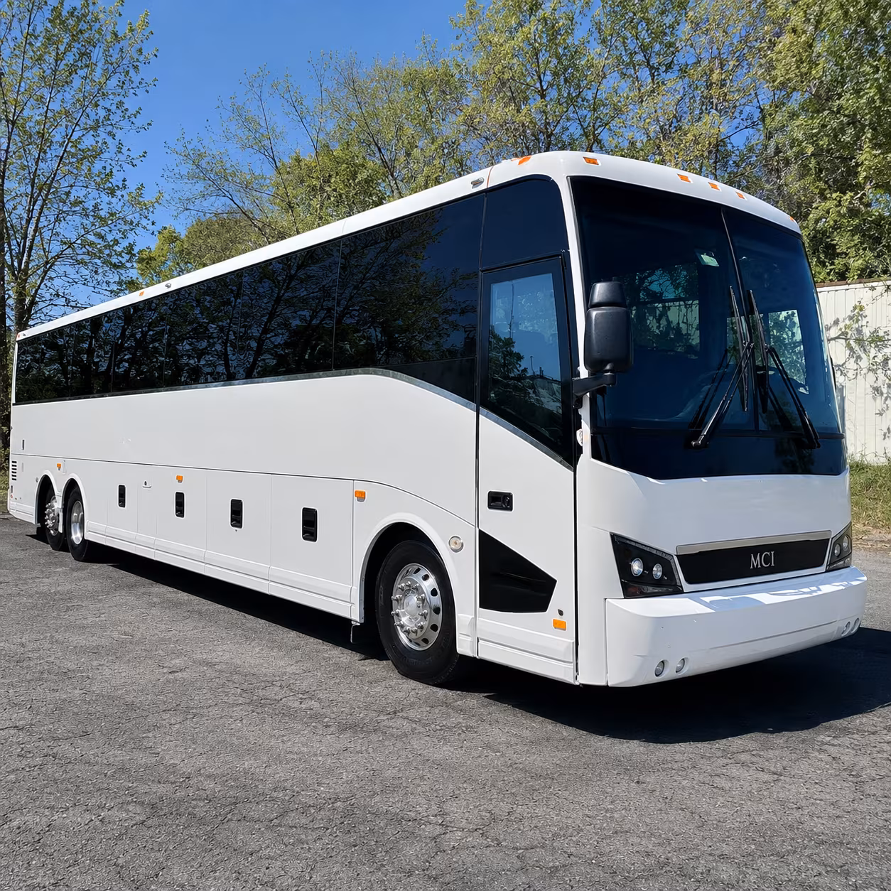 shuttle buses for personnel near the conroe north houston corridor